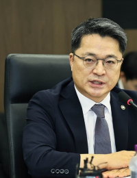 재생에너지로 돌리는 산업지대…정부, ‘RE100 산단’ 설계 착수