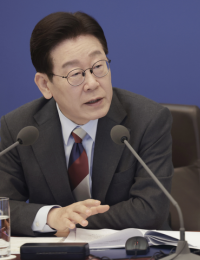 李 대통령 “에너지 안보 위기를 기회로…재생에너지 전환 신속하게”