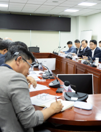 김성환 기후부 장관, 전력망 반대 주민들 만나 수용성 강화 방안 논의