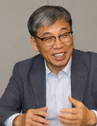 前 전력거래소 이사장의 일갈 “2030년 재생에너지 100GW 달성 가능성 낮아…전기요금 개혁 없이 AI 시대 못 버텨