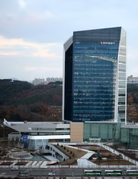 돈 없는 석유公, 사옥 매수권 행사 않기로…“재무 회복 시 재도전”