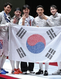 SKT, 펜싱에 24년간 360억 투자…사브르 4연패 ‘금빛 결실’